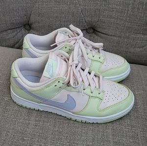 Nike Dunks